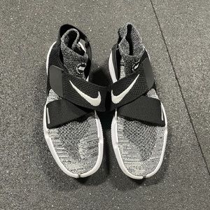 Nike fly kit free run